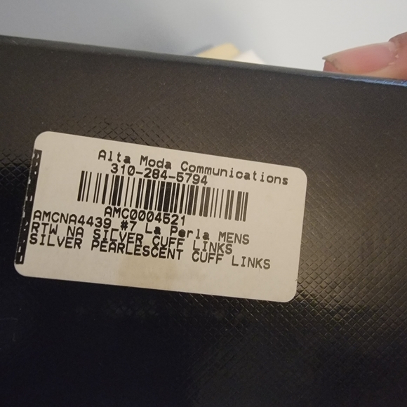 La Perla men's silver square cuff links with mother of pearl geometrical details - Picture 8 of 8